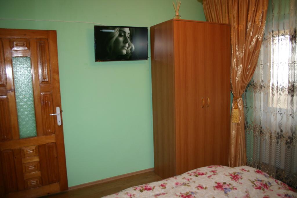 Apartamento Salonul Rosu Bacău Exterior foto