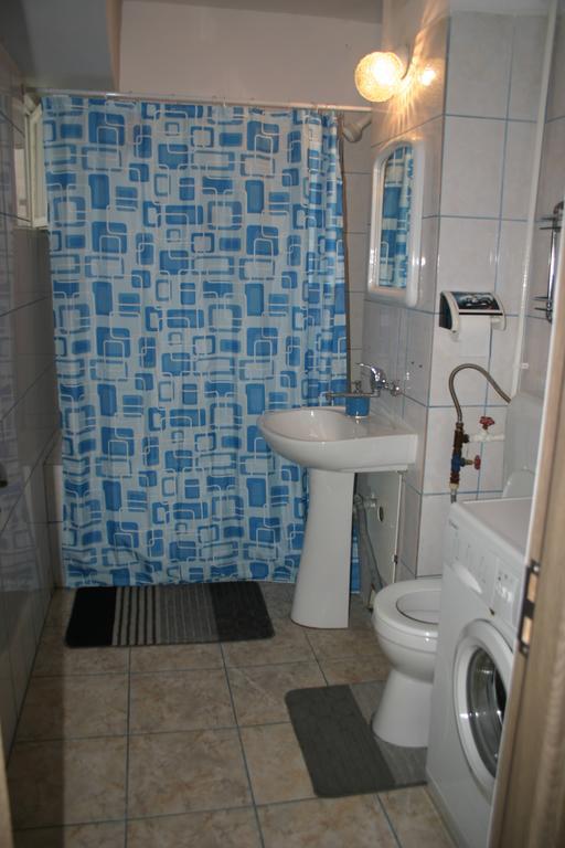 Apartamento Salonul Rosu Bacău Exterior foto