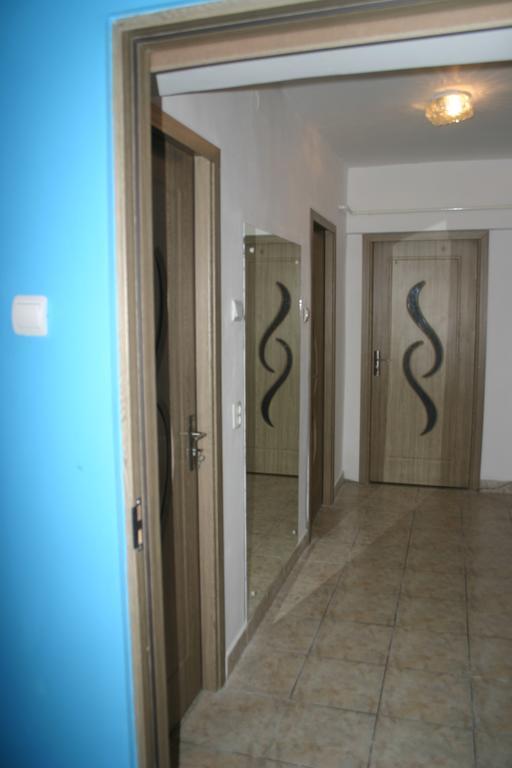 Apartamento Salonul Rosu Bacău Exterior foto