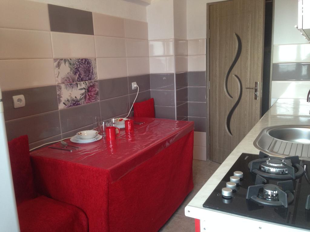 Apartamento Salonul Rosu Bacău Exterior foto